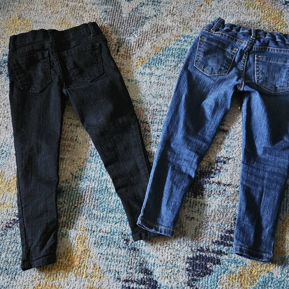Children's Place denim jeans - Picture 3 of 5